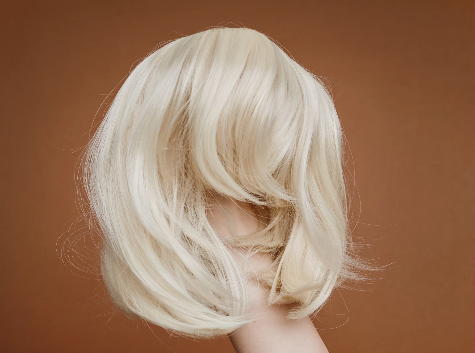 Synthetic vs Human Hair Wigs: A B2B Sourcing & Stocking Guide